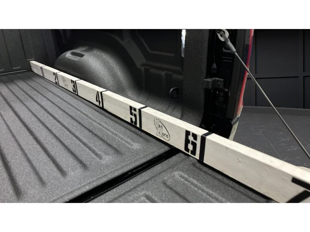 New 2026 Diamond Black Crystal Pearl-Coat Exterior Paint RAM Big Horn/Lone Star image 28
