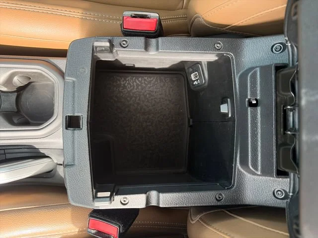Used 2021  Jeep Rubicon image 29
