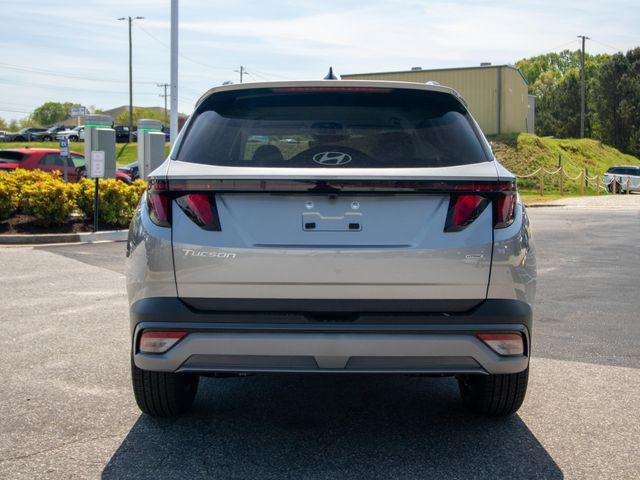New 2026 Silver Hyundai SEL AWD image 10