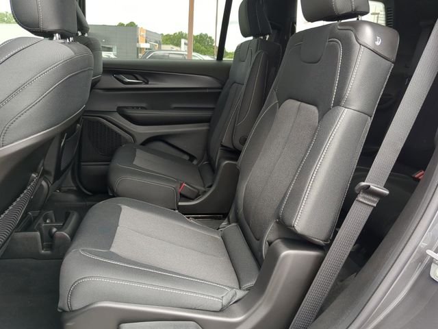 2025 Jeep Grand Cherokee L Laredo - Photo 21
