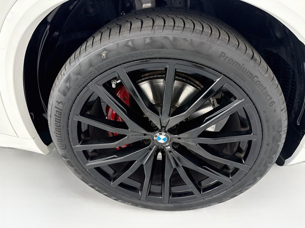 Certified Used 2024 Alpine White BMW xDrive40i image 31