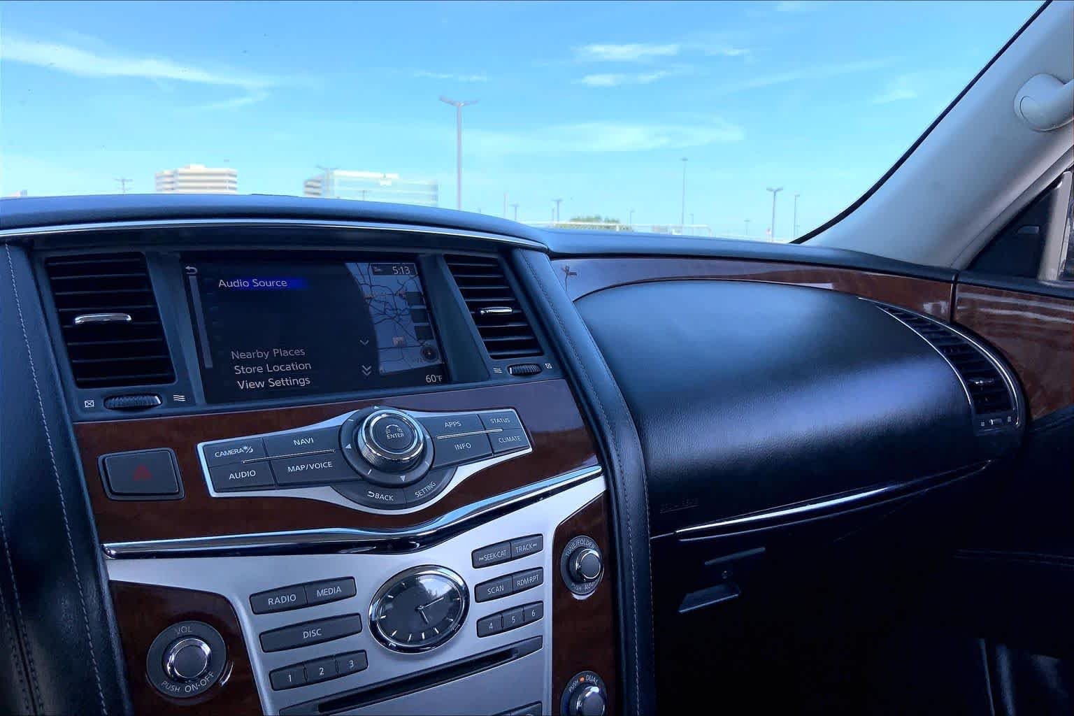 Used 2019 Black Obsidian INFINITI LUXE image 35