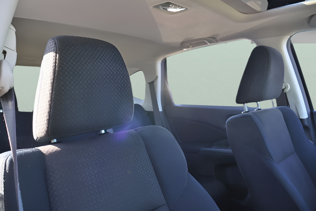 Used 2016  Honda EX image 17