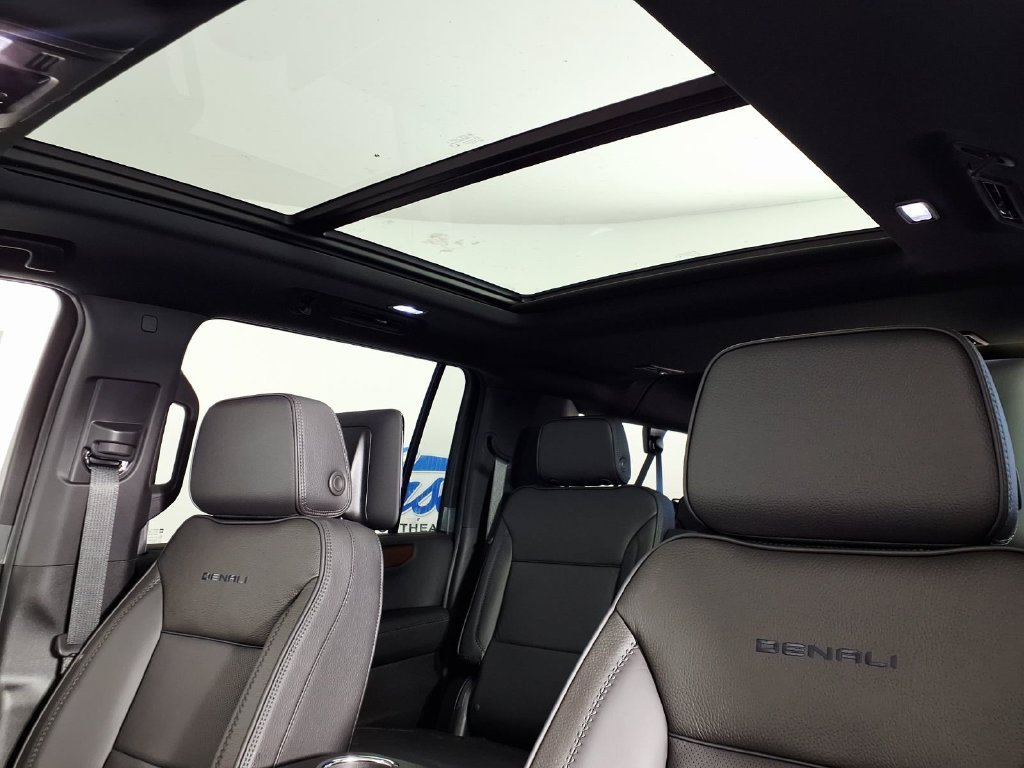 2027 GMC Yukon XL Denali - Photo 13