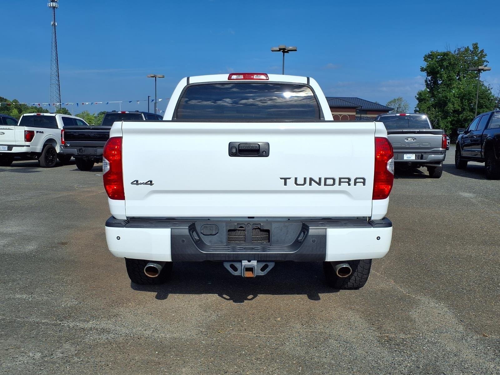 Used 2016 Super White Toyota Platinum image 11