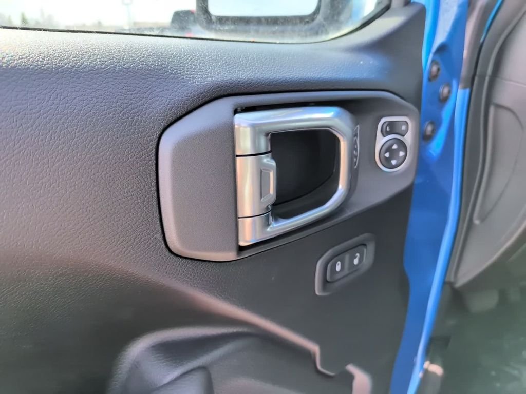 2026 Jeep Wrangler 2-Door Willys - Photo 15