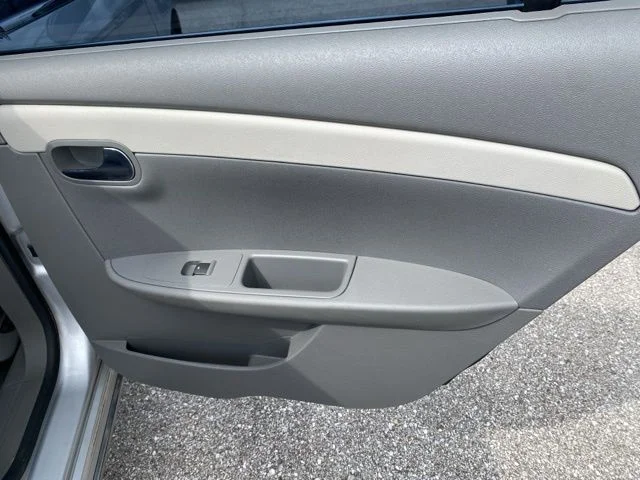 Used 2012 Silver Chevrolet LT image 25