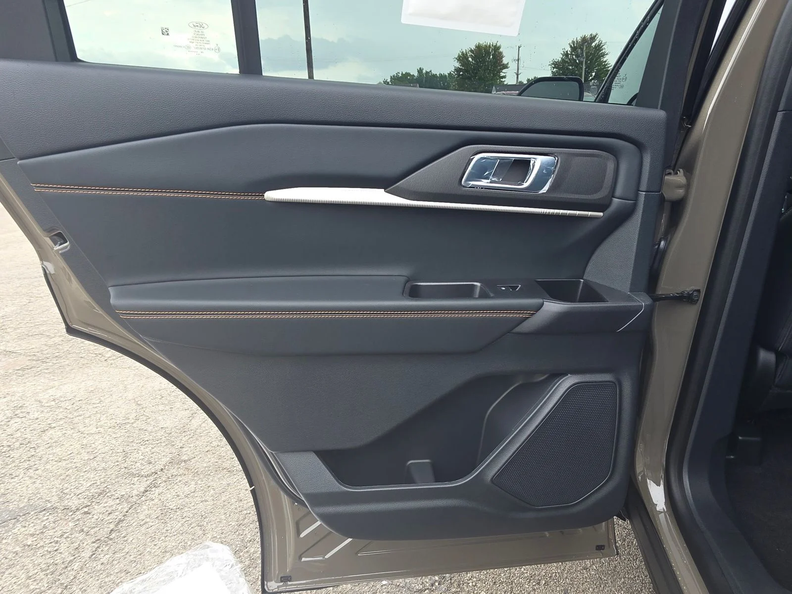 New 2027 Marsh Gray Ford Tremor® image 18