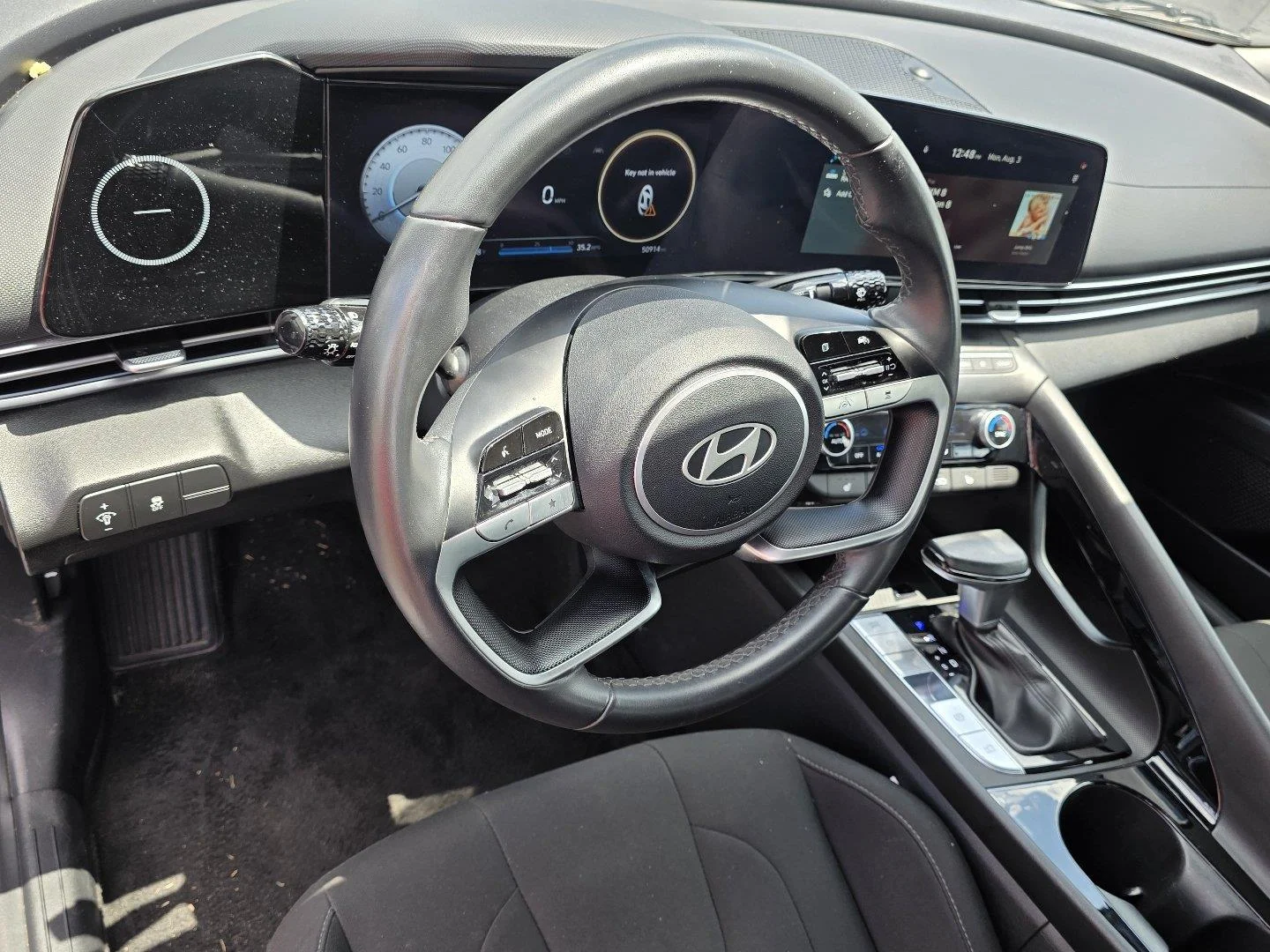 Used 2025 Fluid Metal Hyundai SEL Convenience image 11