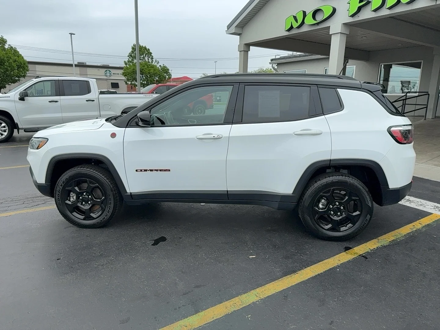 Used 2023 Bright White Clearcoat Jeep Trailhawk image 6