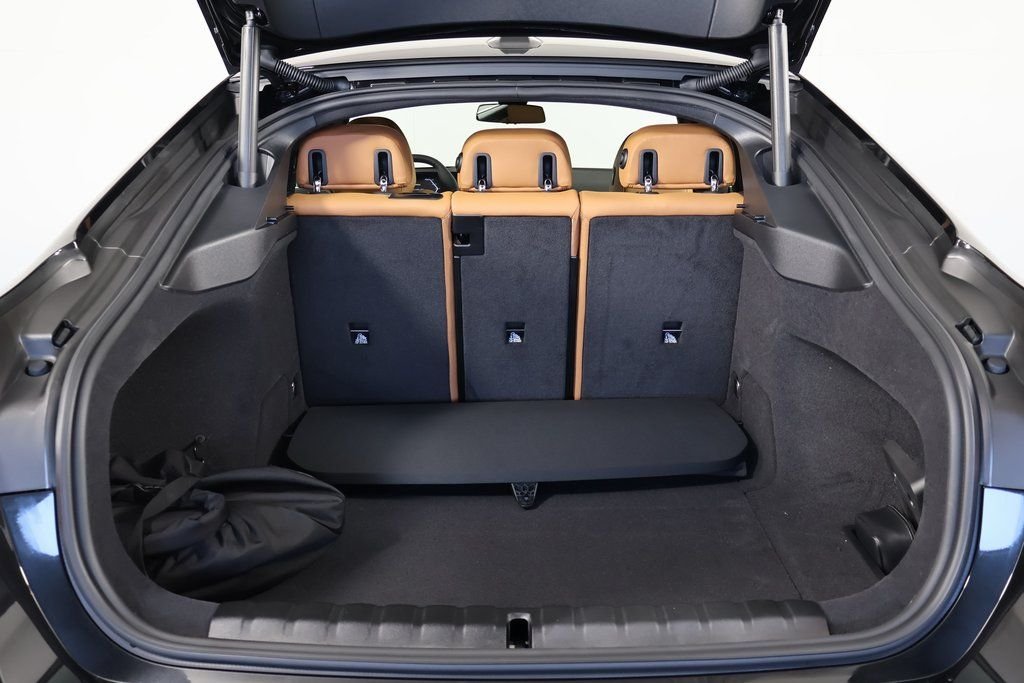 New 2026 Black Sapphire Metallic BMW eDrive40 image 8