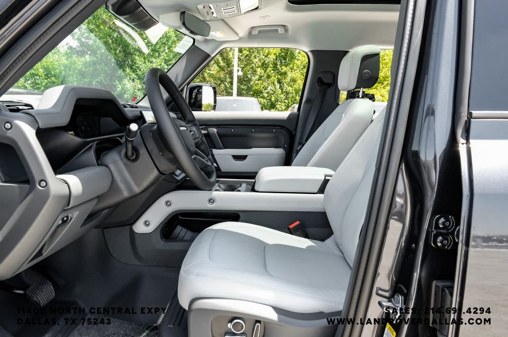 2026 Land Rover Defender X-Dynamic SE - Photo 33
