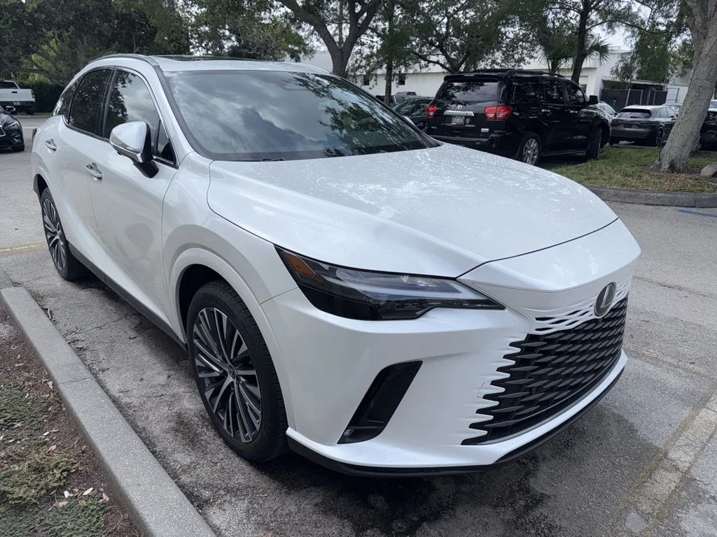 2025 Lexus RX 350's photo