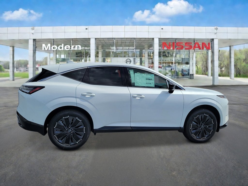 New 2026 Everest White Pearl Tricoat Nissan Platinum image 7