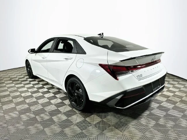 New 2026 White Hyundai SEL Sport image 5