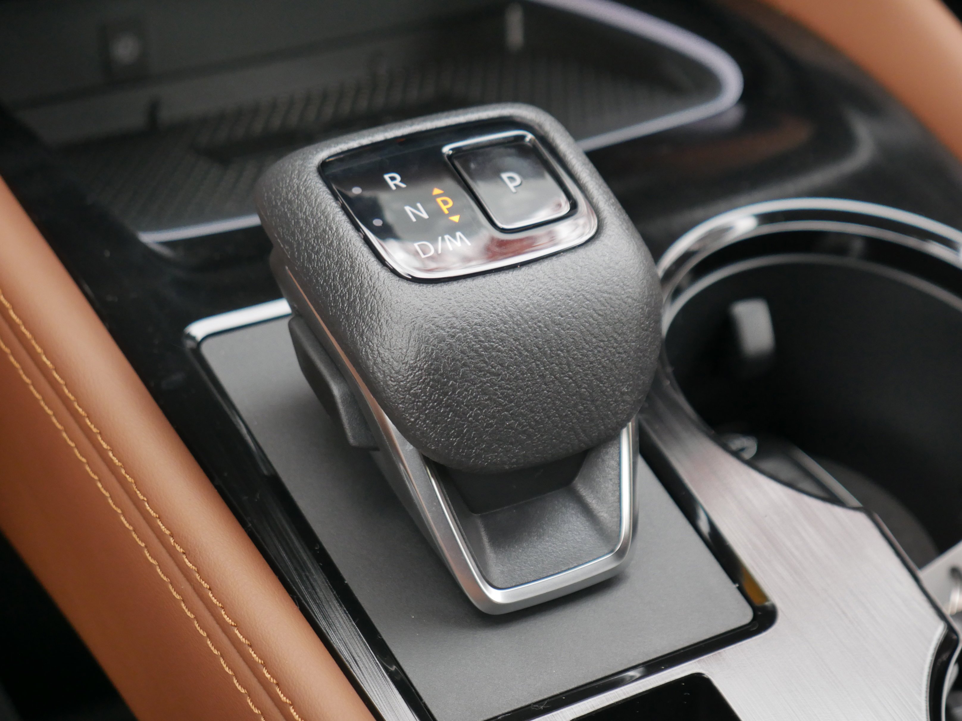 2026 Nissan Rogue Platinum - Photo 15