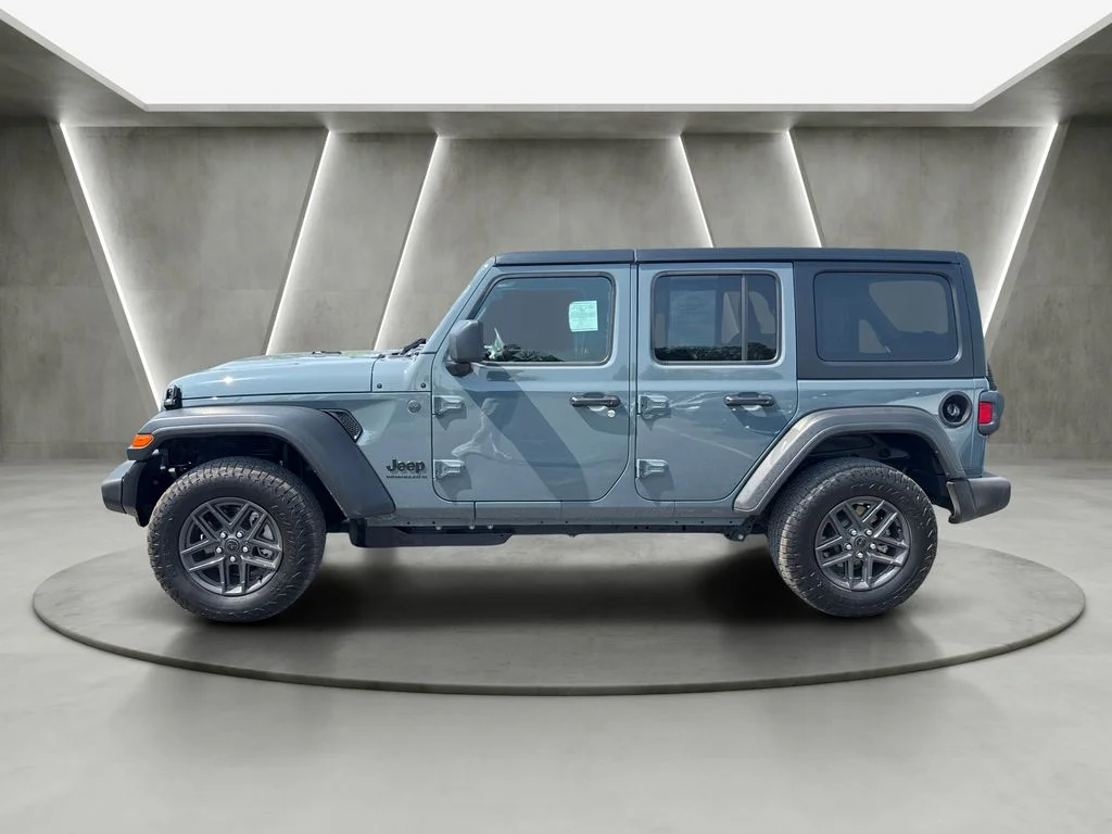 Used 2026 Gray Jeep Sport S image 4