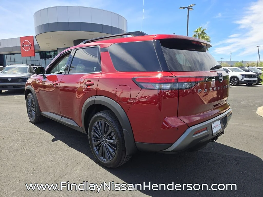 New 2026 Scarlet Ember Tintcoat Nissan SL image 5