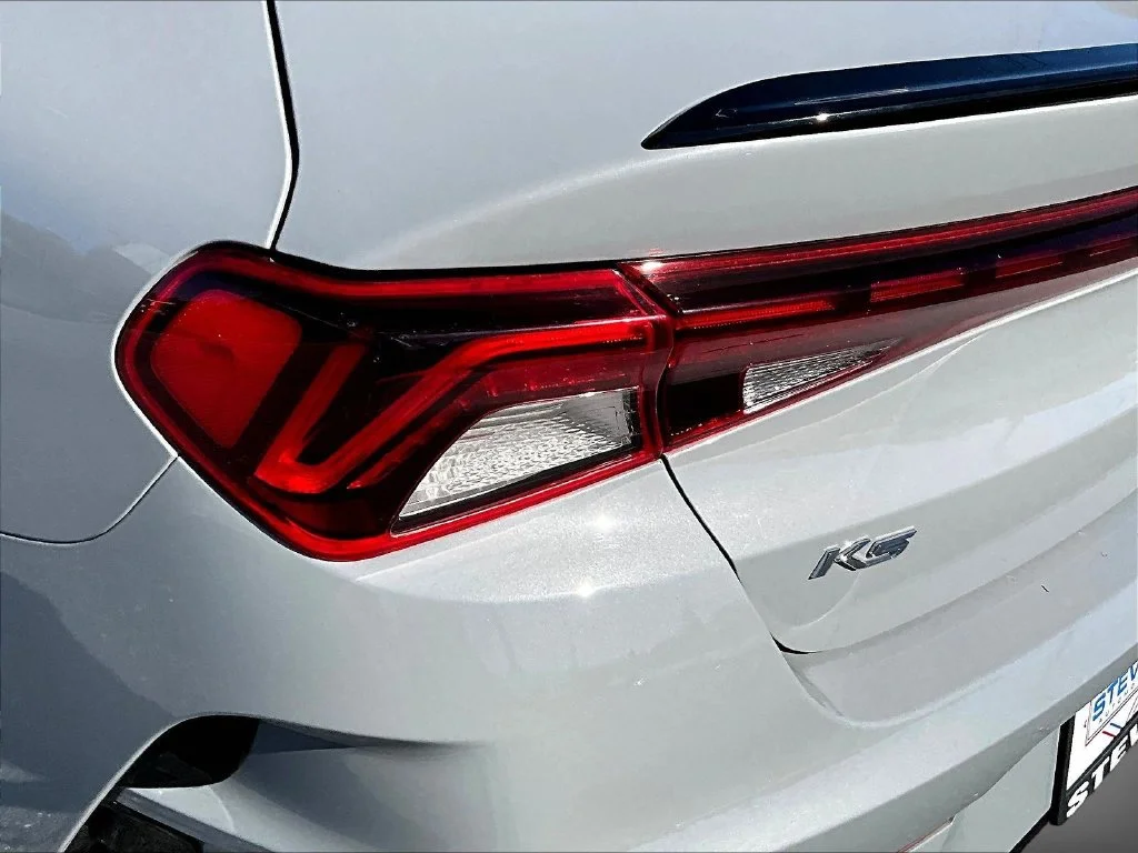 Used 2021 Gray Kia GT-Line image 25