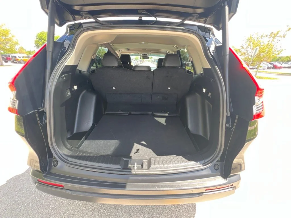 Used 2025 Black Honda EX-L image 19