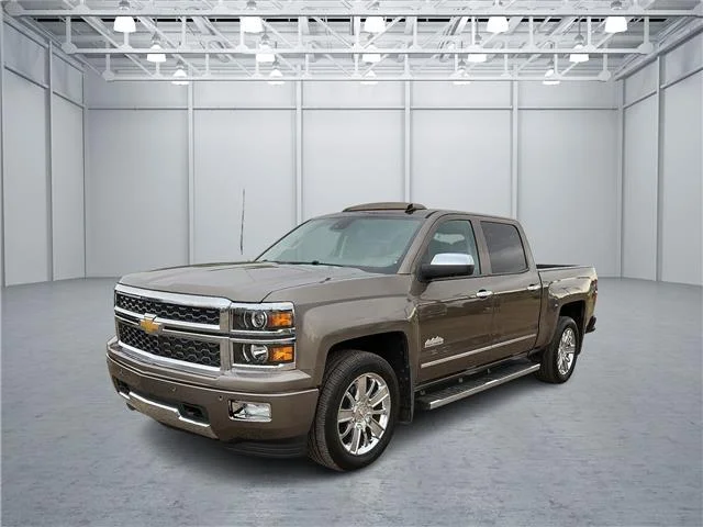 Used 2014 Brown Chevrolet High Country 4x4 Crew Cab 5.75 ft. box 143.5 in. W image 1