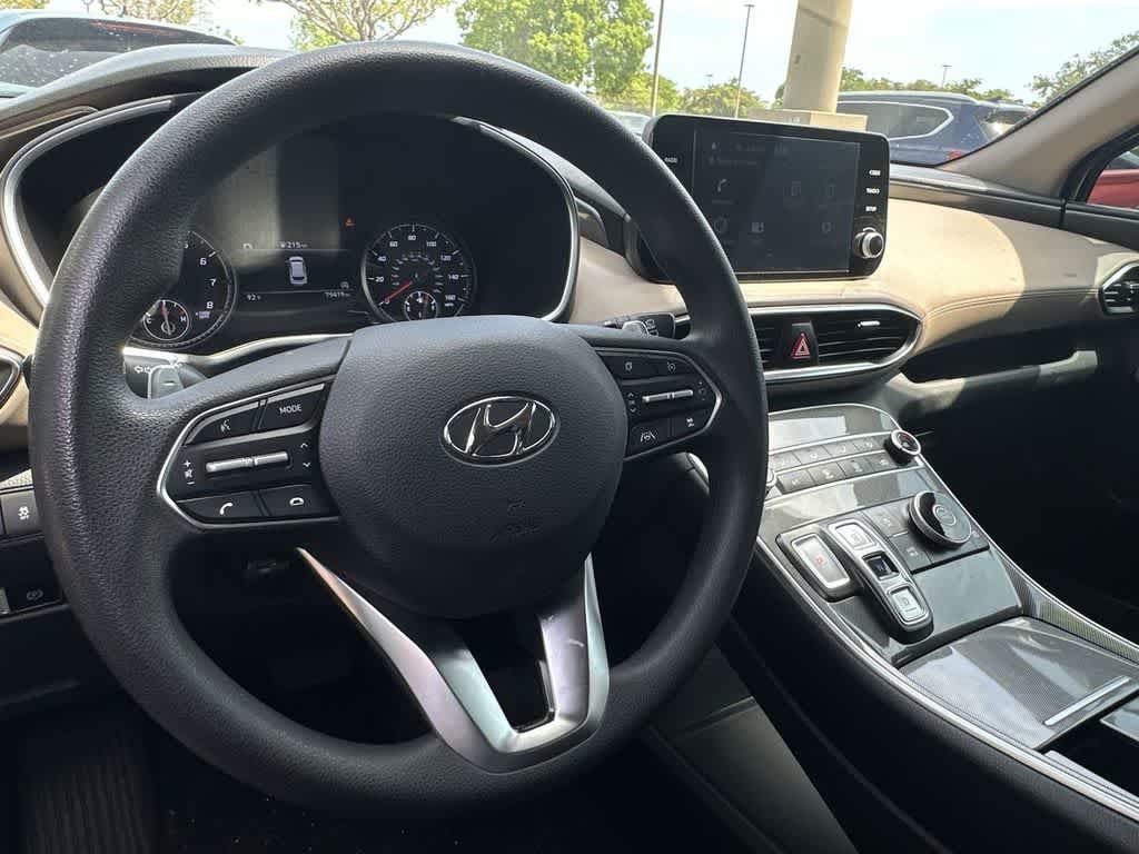 Used 2021 Quartz White Hyundai SE image 13