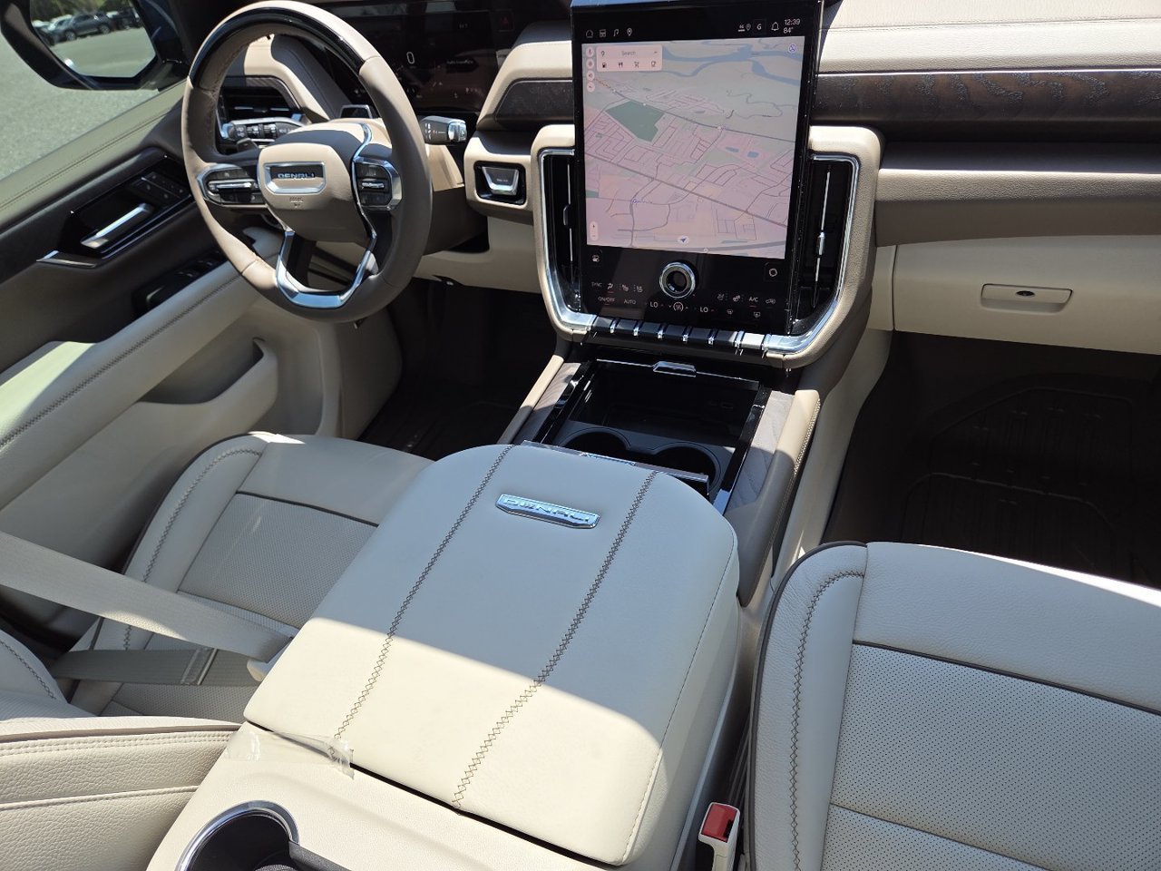 2026 GMC Yukon XL Denali - Photo 30