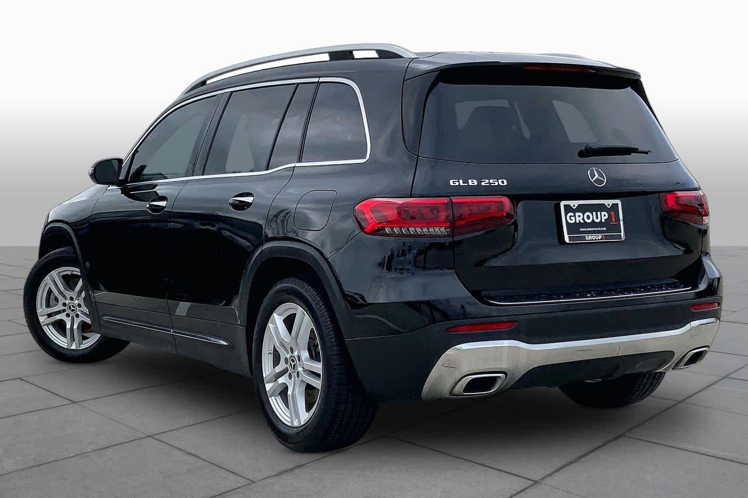 Used 2023 Night Black Mercedes-Benz GLB 250 image 11