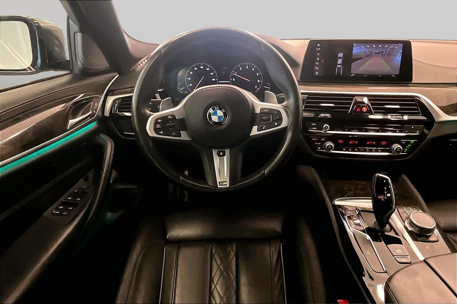 Used 2019 Dark Graphite Metallic BMW M550i xDrive image 5