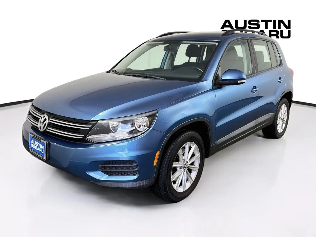 Used 2018 Blue Volkswagen 2.0T image 3