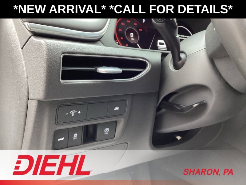Used 2021 Silver Hyundai SEL image 24