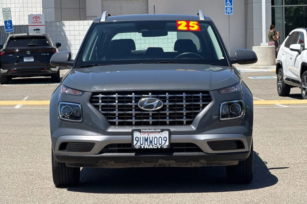 2025 Hyundai Venue SEL - Photo 12
