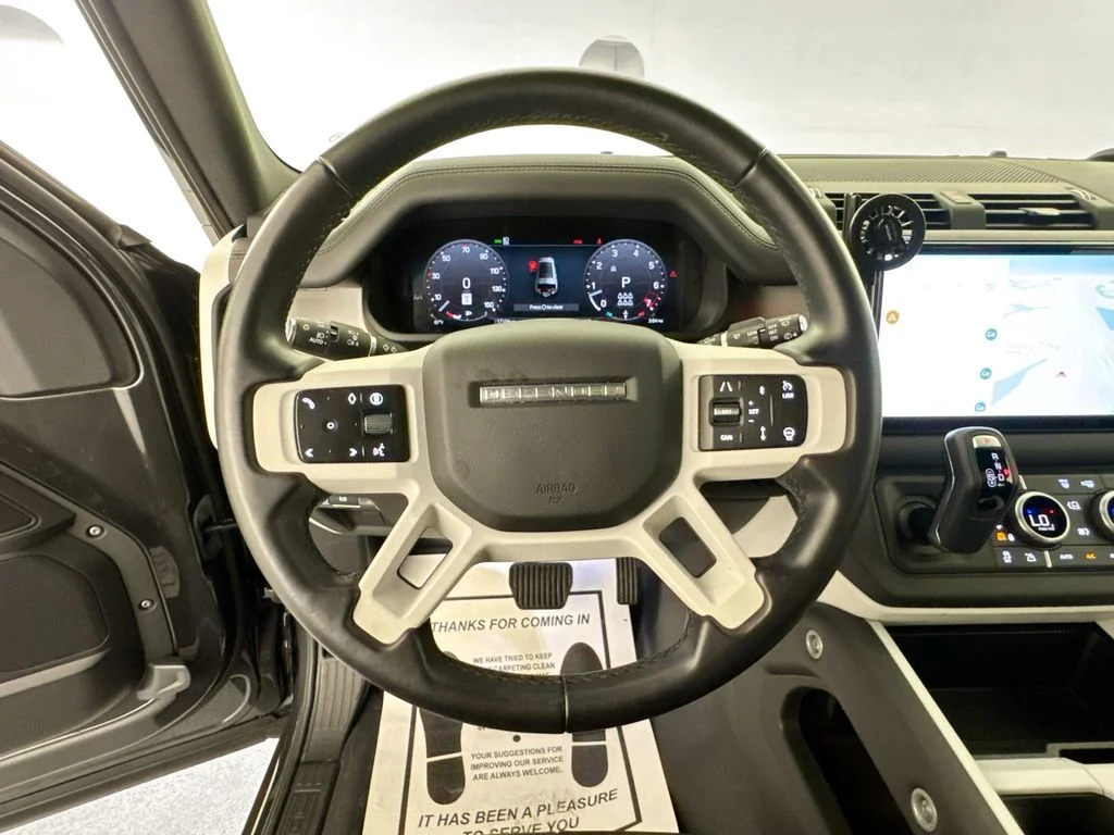 Used 2025 Gray Land Rover X-Dynamic SE image 11