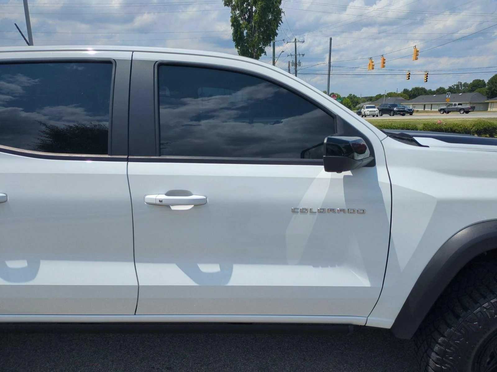 Used 2024 Summit White Chevrolet 4WD ZR2 image 38