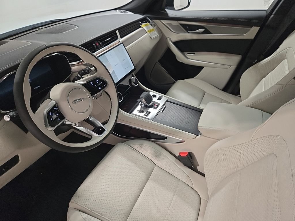 2026 Jaguar F-Pace R-Dynamic S - Photo 20