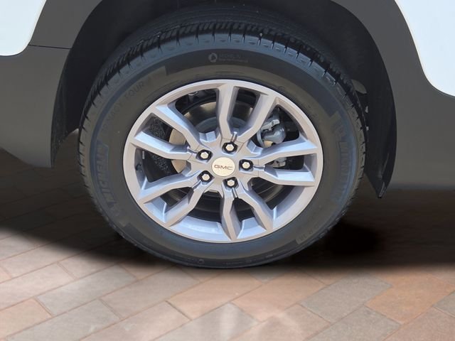 Used 2024 Summit White GMC SLT image 4