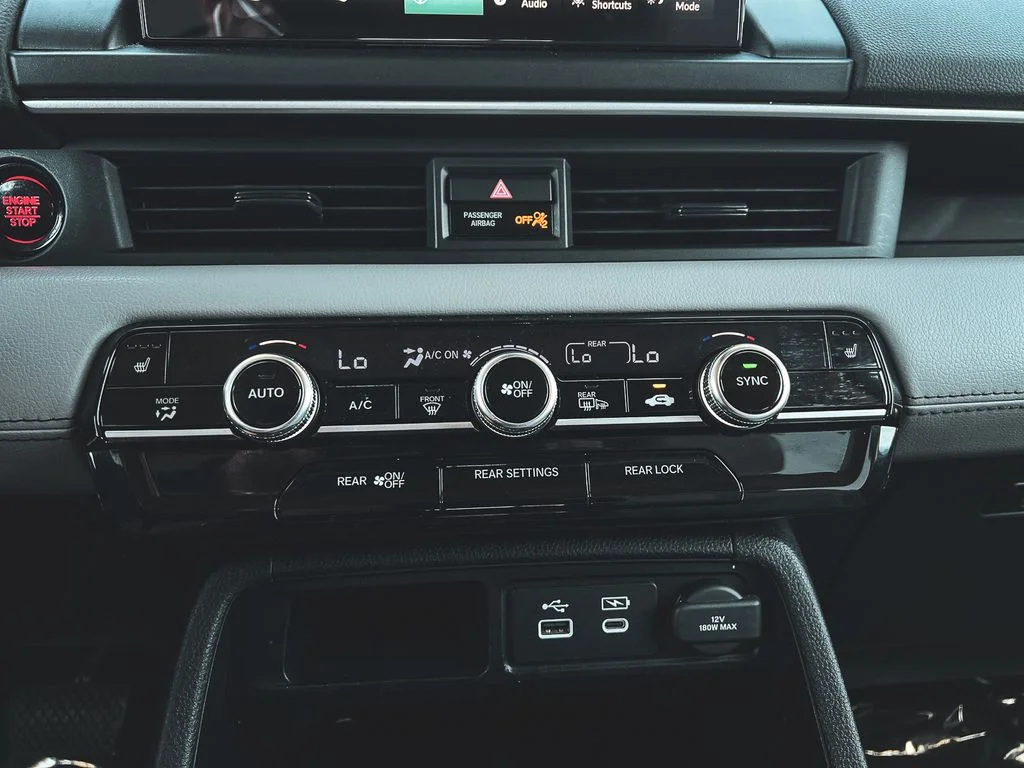 2023 Honda Pilot Touring - Photo 26