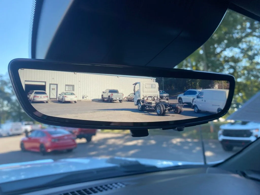 Used 2025 Summit White Chevrolet High Country image 28