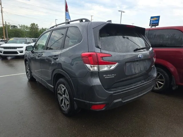Used 2023 Gray Subaru Premium image 10