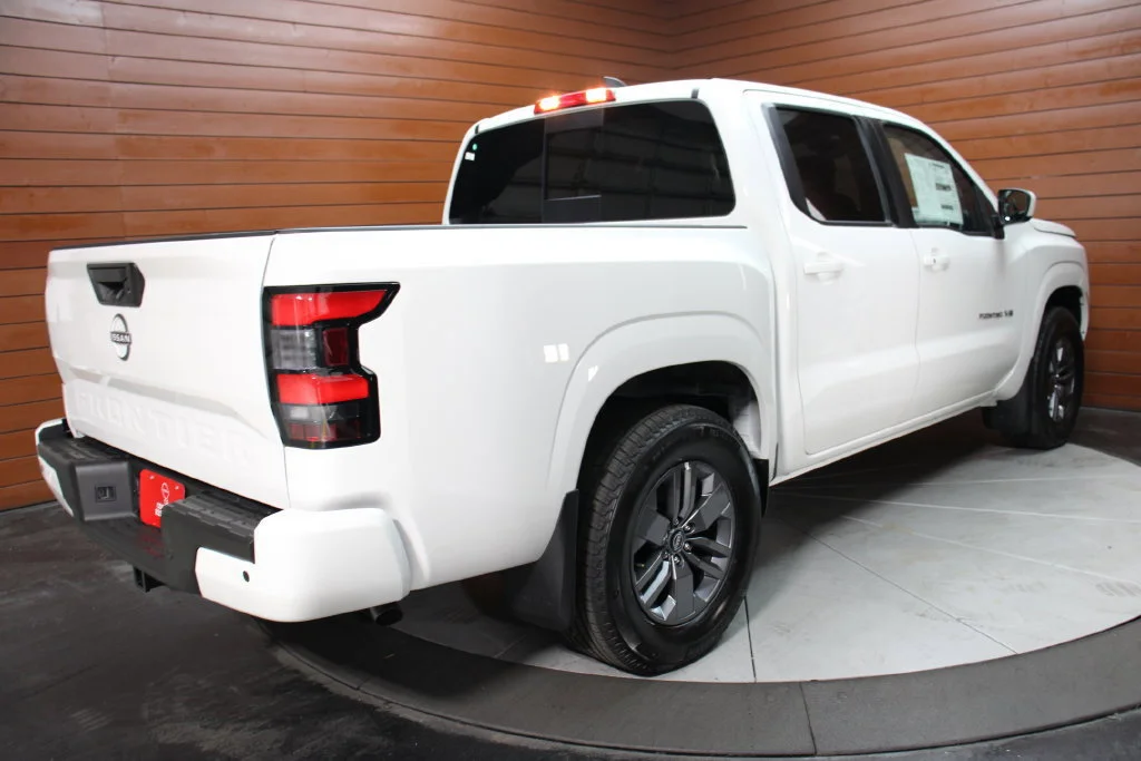 New 2027 Glacier White Nissan Crew Cab SV image 3