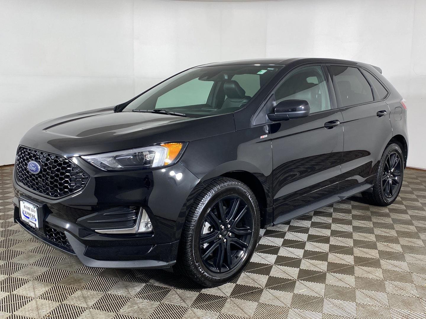 Used 2024 Black Metallic Ford ST Line image 26