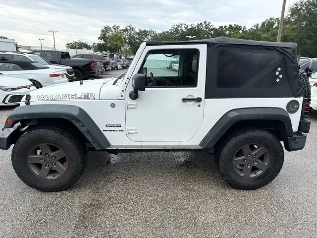 Used 2014 Bright White Clearcoat Jeep Sport image 2