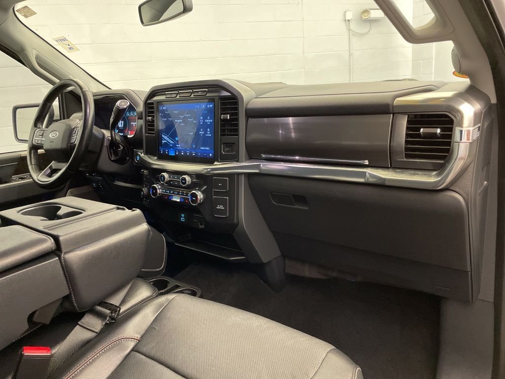 Used 2022 White Ford Lariat image 26
