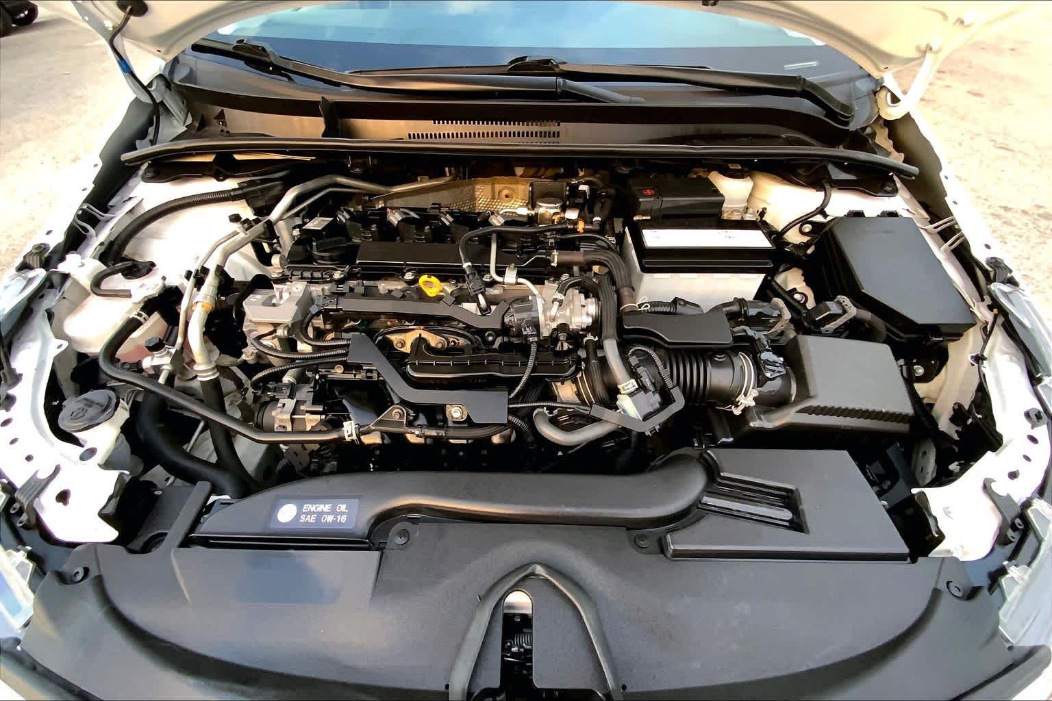 Used 2023 Ice Cap Toyota LE image 30
