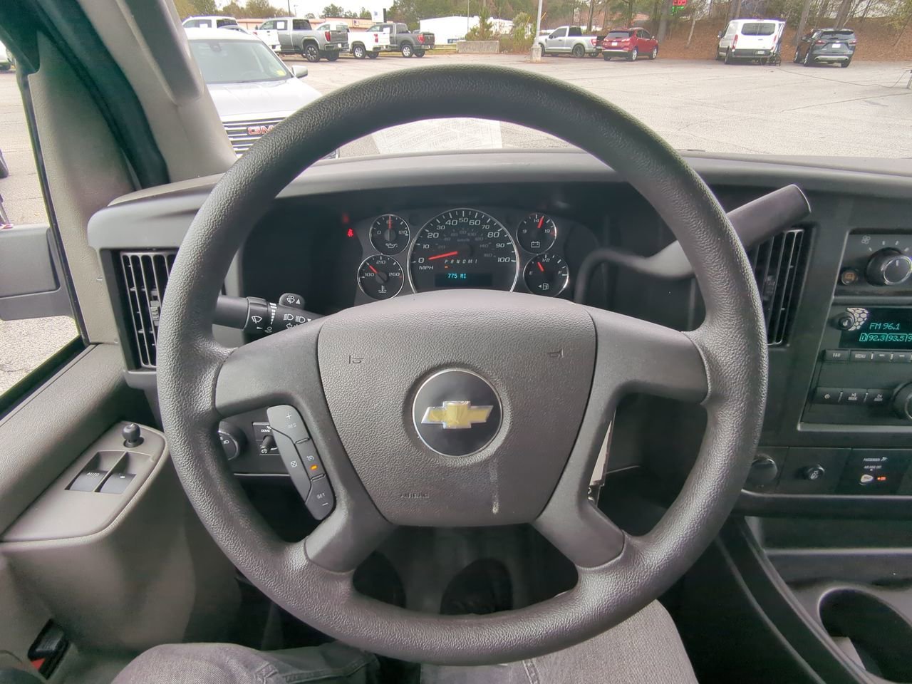 2024 GMC Savana Cargo Work Van - Photo 14