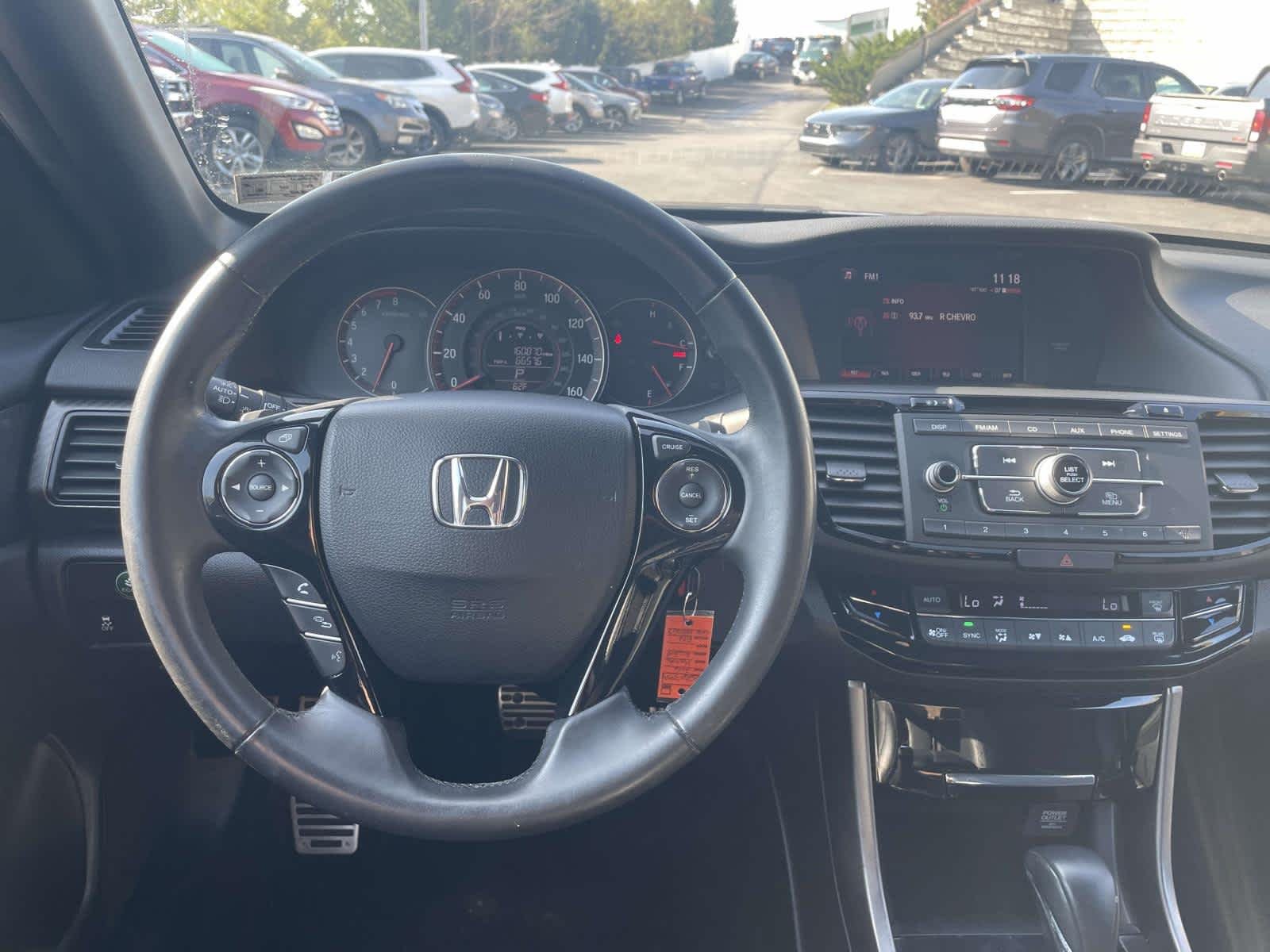 Used 2016 Basque Red Pearl II Honda Sport image 2