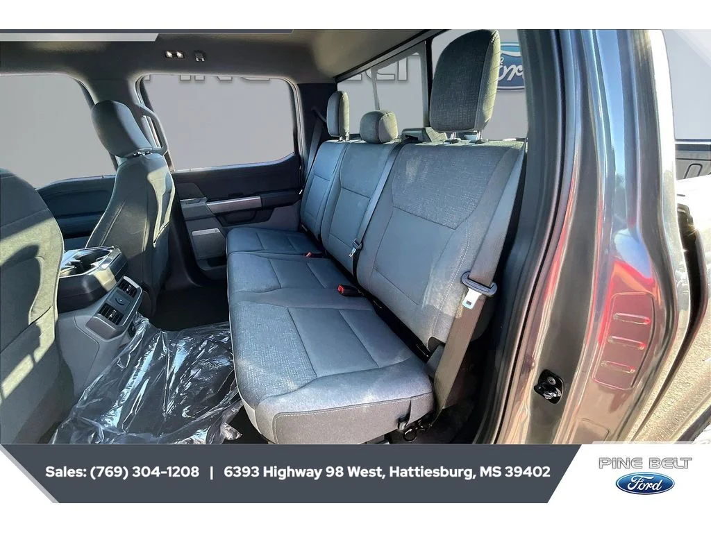 New 2026 Carbonized Gray Metallic Ford XLT image 20
