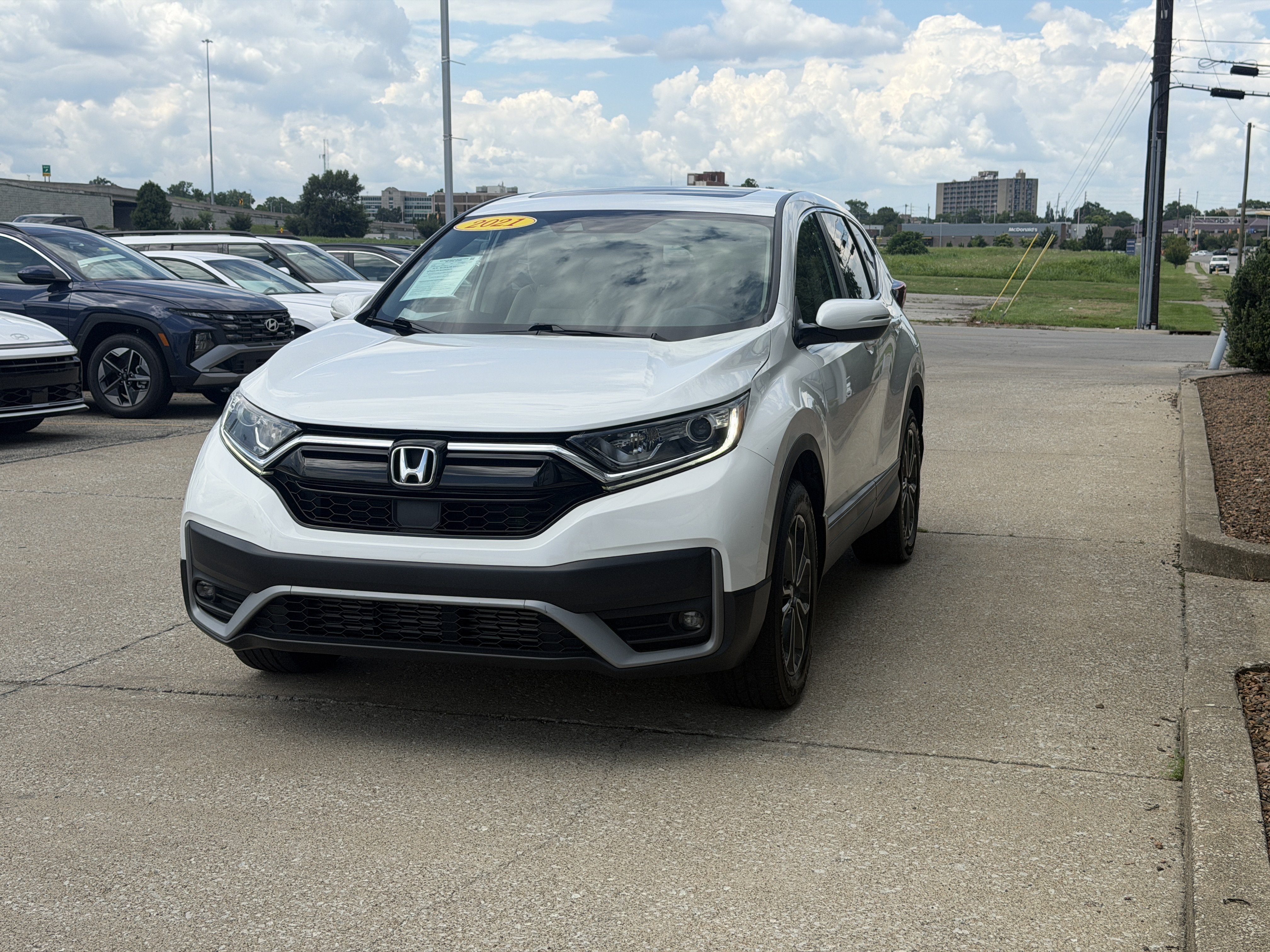Used 2021 Platinum White Pearl Honda EX image 16