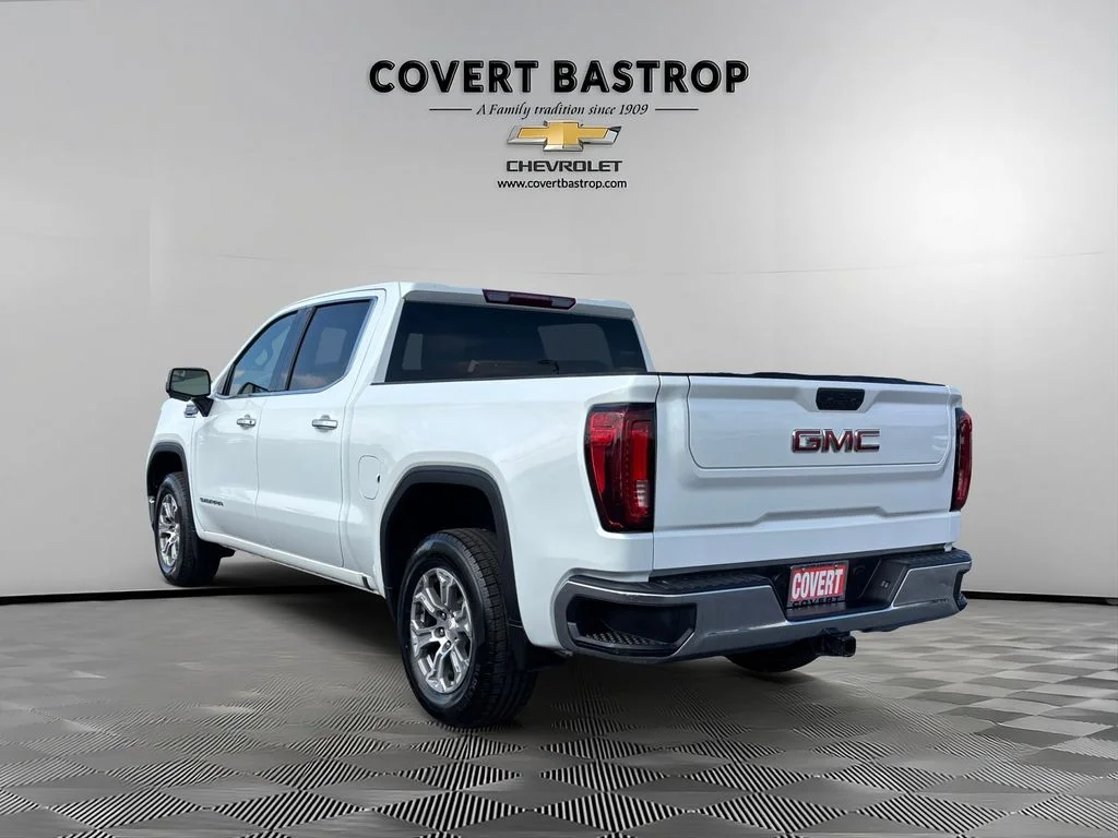 Used 2025 White GMC SLT image 4