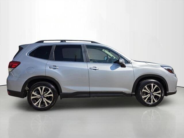 Used 2020 Ice Silver Metallic Subaru Limited image 5